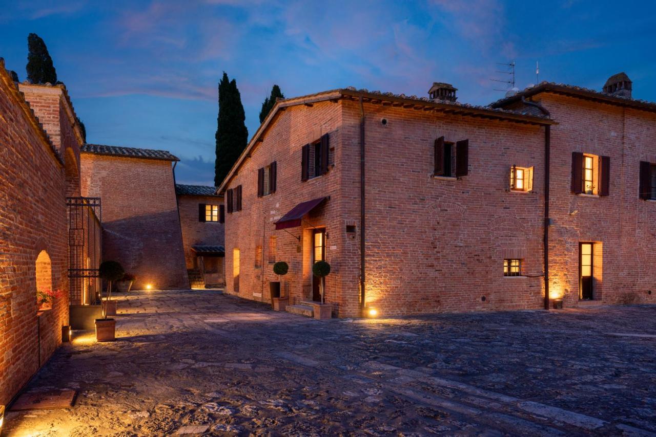 Hotel Castello di Leonina Siena Esterno foto