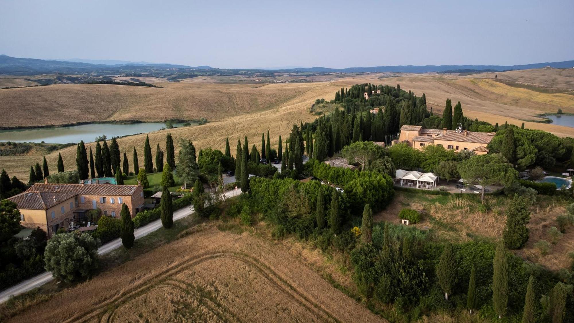 Hotel Castello di Leonina Siena Esterno foto