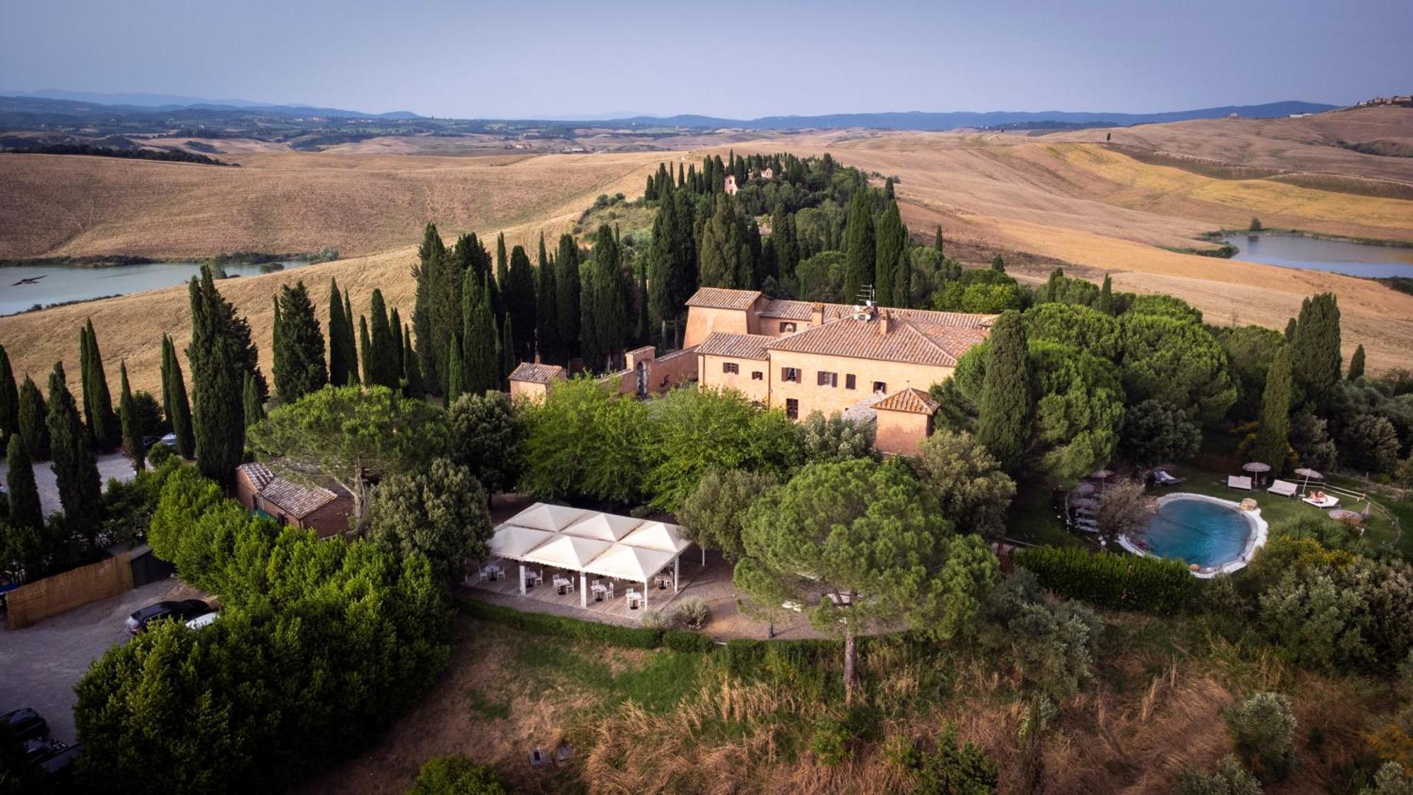 Hotel Castello di Leonina Siena Esterno foto