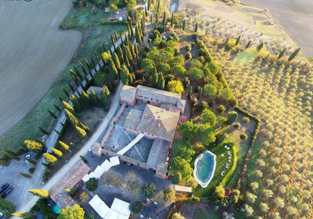 Hotel Castello di Leonina Siena Esterno foto